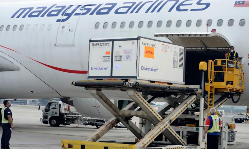 The first batch of the single-dose COVID-19 vaccine developed by Chinese company CanSino Biologics is seen at the Kuala Lumpur International Airport in Sepang, Malaysia, Aug. 20, 2021. The vaccines arrived in Malaysia on Friday, boosting the country's capability in the fight against the pandemic.Photo:Xinhua