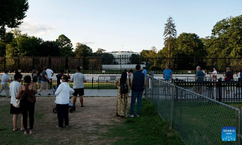 Tourists are seen near the White House in Washington, D.C., the United States, Sept. 3, 2021.Photo:Xinhua
