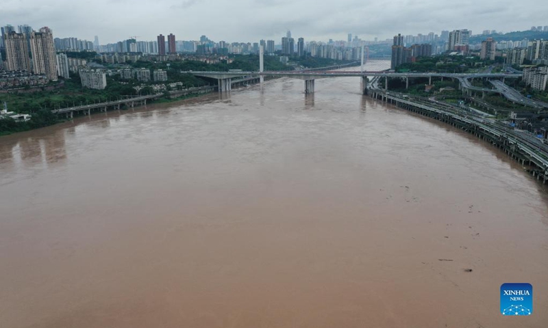 Aerial photo taken on Sept. 6, 2021 shows the flood-affected area in southwest China's Chongqing Municipality. The emergency response for flood control was upgraded from level IV to III on Monday, according to Chongqing's flood control and drought relief headquarters, as Jialing River in Chongqing witnessed rapidly increasing water levels following constant heavy rainfall.(Photo: Xinhua)