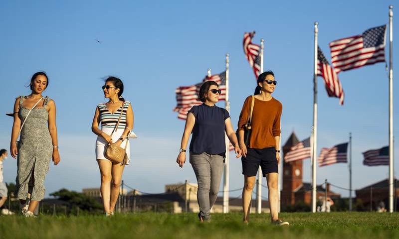 Tourists visit the National Mall in Washington, D.C., the United States, on Aug. 18, 2021.(Photo: Xinhua)