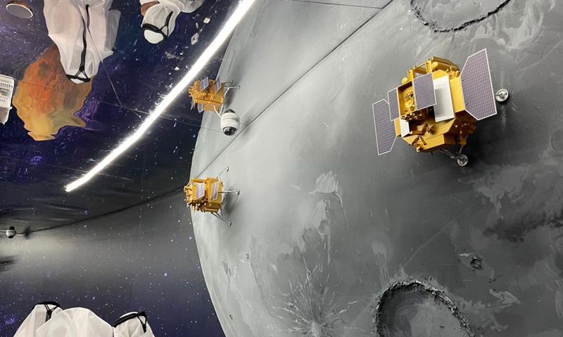 Photo taken on Oct. 1, 2021 shows a panda robot at the China Pavilion of Expo 2020 Dubai in Dubai, the United Arab Emirates. Covering an area of 4,636 square meters, the China Pavilion was designed with inspiration drawn from the traditional Chinese lantern, symbolizing hope, light and gathering.Photo:Xinhua