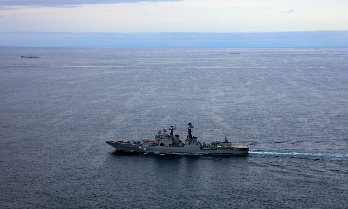 A China-Russia joint naval ships formation conducts joint exercise in the West Pacific. Photo: Li Tang