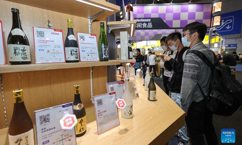 Photo taken on Nov. 6, 2021 shows alcoholic beverages from Japan at the Food and Agricultural Products Exhibition Area of the 4th China International Import Expo (CIIE) in east China's Shanghai.Photo:Xinhua