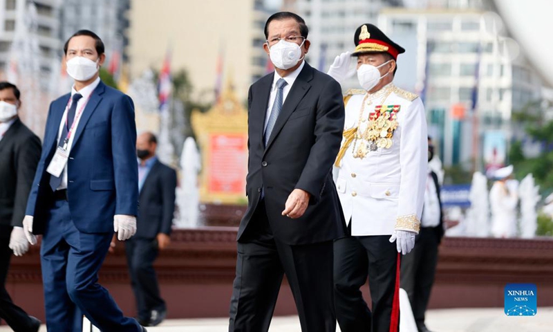 Cambodian Prime Minister Samdech Techo Hun Sen (C, front) attends the Independence Day celebration in Phnom Penh, Cambodia, Nov. 9, 2021. Cambodia on Tuesday marked the 68th anniversary of its independence from France in an hour-long ceremony held at the Independence Monument in the capital city Phnom Penh.(Photo: Xinhua)