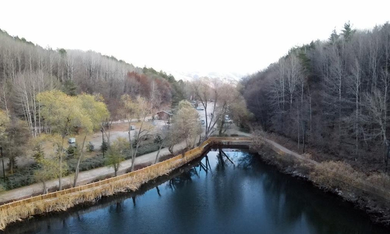 Aerial photo taken on Nov. 20, 2021 shows the autumnal scenery of the suburbs of Ankara, Turkey.Photo:Xinhua