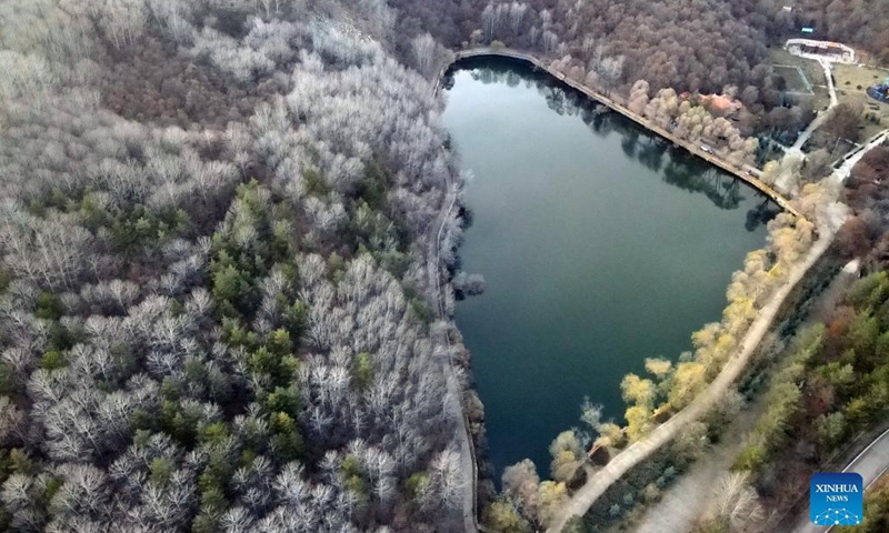 Aerial photo taken on Nov. 20, 2021 shows the autumnal scenery of the suburbs of Ankara, Turkey.Photo:Xinhua