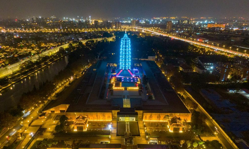 Aerial photo taken on Nov. 20, 2021 shows the Grand Baoen Temple Heritage and Scenic Area lit up blue to celebrate World Children's Day in Nanjing, east China's Jiangsu Province.Photo:Xinhua
