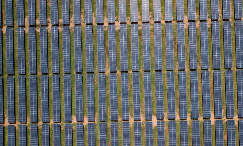 Aerial photo taken on Dec. 13, 2019 shows a 50-megawatt solar farm in Garissa, Kenya.Photo:Xinhua