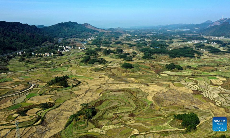 Aerial photo taken on Dec. 2, 2021 shows the scenery of Dongxiang Village, Tantou Township, Rong'an County, south China's Guangxi Zhuang Autonomous Region.(Photo: Xinhua)