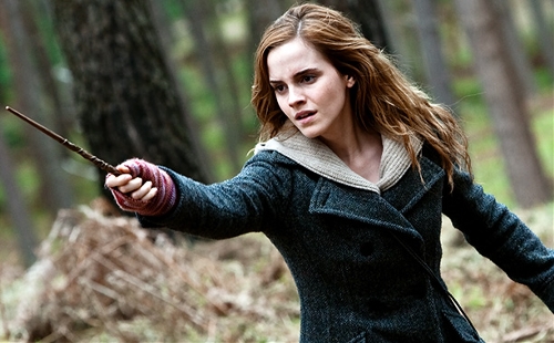 20 supernatural women