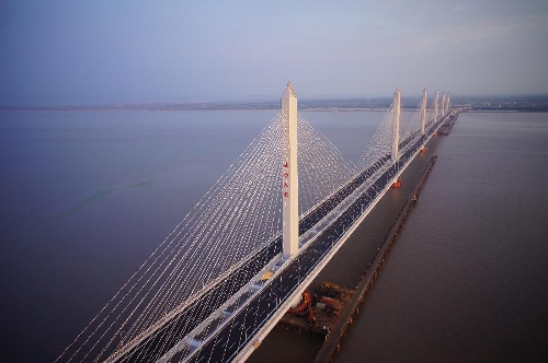 jiaxing-shaoxing sea bridge in e china