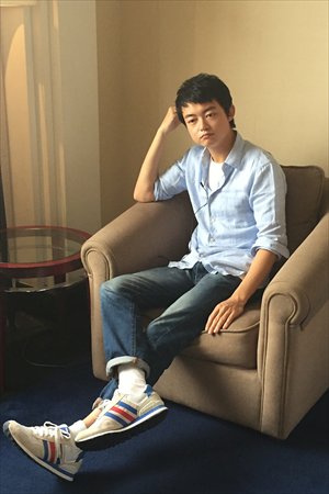 playing the lead role in veteran hong kong director derek yees