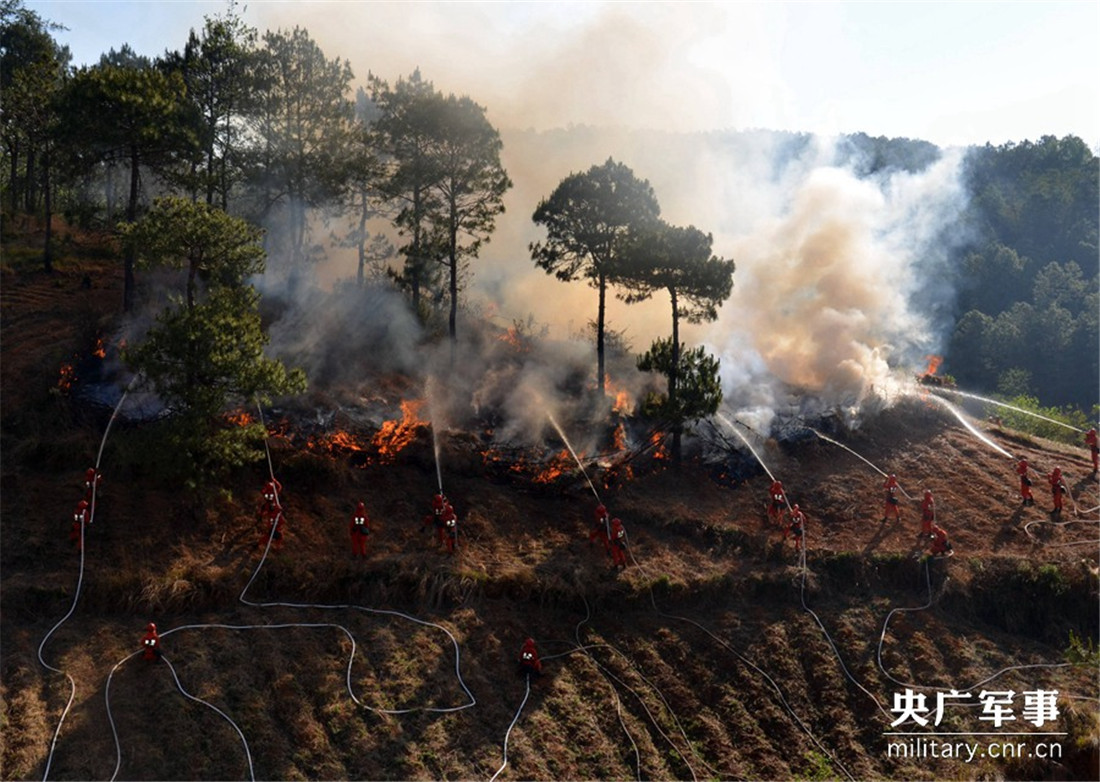 Blaze and glory brilliant photos of China's mountain firefighters on