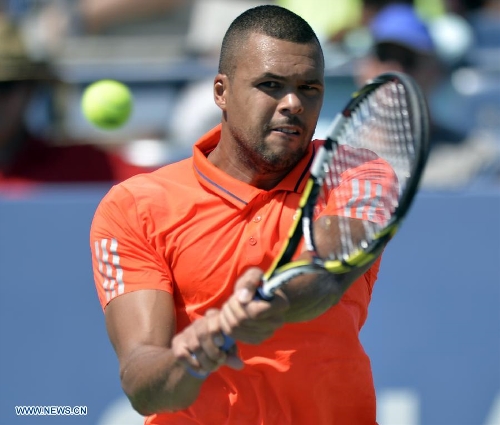 tsonga defeats his compatriot paire 3-0 at 2015 us open