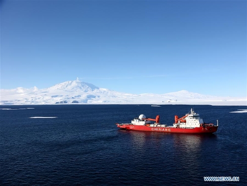 chinese icebreaker xuelong reaches ross sea in antarctica