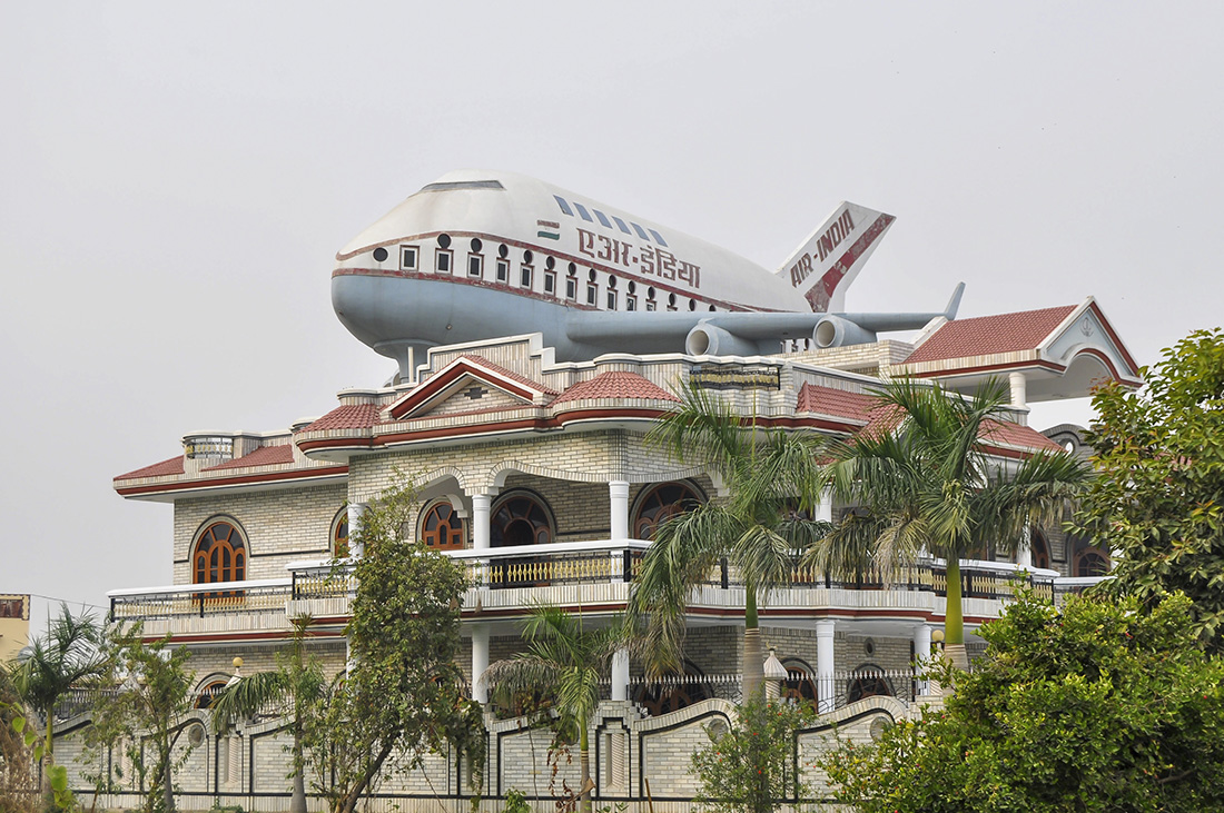 A jet plane on the roof? Bizarre water tanks in India’s