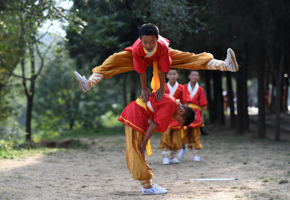 Kung fu kids show off their preperformance routines Global Times