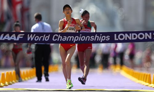 China's Yang Jiayu wins the women's 20-kilometer race walking title ahead of Mexico's Maria Guadalupe Gonzalez at the 2017 IAAF World Championships in London on Sunday. Yang finished a mere 1 second clear in 1 hours 26 minutes and 18 seconds, a superb triumph for the 21-year-old in her maiden senior championships. Photo: CFP