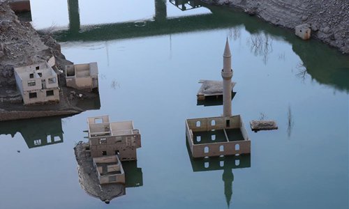 15 Underwater Villages Uk Ideas Underwater Lost Village Sunken City ...