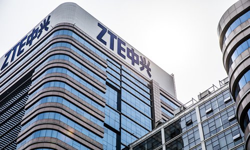 Shares of American companies that supply chips and other components to Chinese telecom equipment maker ZTE Corp. rebounded strongly on Monday, after US President Donald Trump said that Washington and Beijing are working to get the company back into business. 