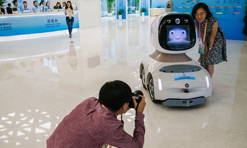 AI, robots help provide security for SCO summit in Qingdao - Global Times