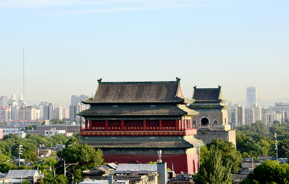 The photo shows the Drum and Bell Towers, the northern end of the Central Axis of Beijing. Originally built in 1272 during the Yuan Dynasty, they are used to indicate time during the Yuan, Ming and Qing Dynasties. Photo: VCG