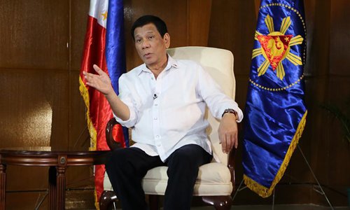 Philippine President Rodrigo Duterte speaks during an interview with Chinese media in Manila, the Philippines, Nov. 7, 2018. (Xinhua/Rouelle Umali)