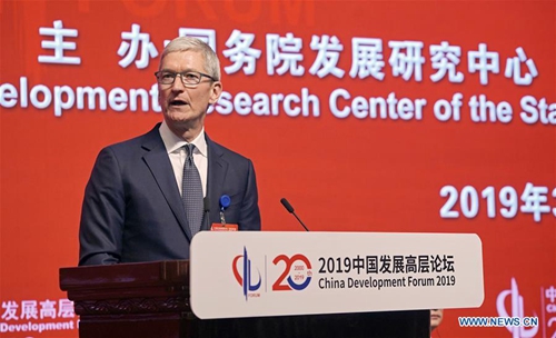 Apple CEO Tim Cook speaks at the Economic Summit of China Development Forum 2019 in Beijing, capital of China, March 23, 2019. The three-day China Development Forum, which kicked off Saturday, will focus on key issues such as the supply-side structural reform, new measures of proactive fiscal policy, and the opening-up of the financial sector and financial stability. More than 50 officials from the Chinese central government's departments and over 150 overseas delegates will participate in the forum, including 96 executives from the world's leading companies and nearly 30 globally well-known scholars. (Photo:Xinhua)