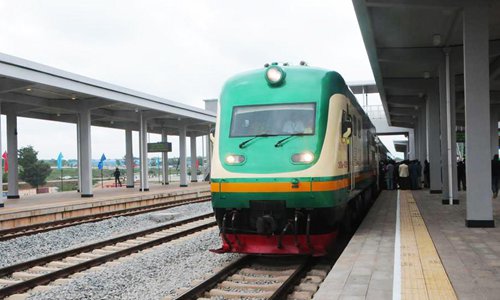 A train stops at the Idu Railway Station in Abuja, Nigeria on July 26, 2016. The Abuja?Kaduna Railway is the first standard gauge railway in Nigeria. (Photo: Xinhua)