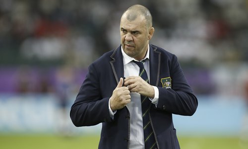 Australia head coach Michael Cheika (C) looks on ahead of the Rugby World Cup match between England and Australia, in Oita, Japan, 19 October 2019. Photo: IC