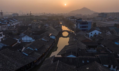 Anchang ancient town in China's Zhejiang attracts lots of tourists ...