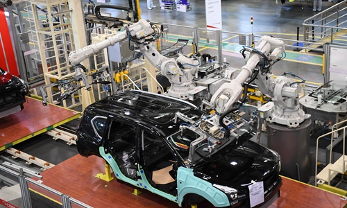 Photo taken on Oct. 16, 2018 shows the automobile production line of Guangzhou Automobile Group Co., Ltd in Guangzhou, south China's Guangdong Province. Photo:Xinhua