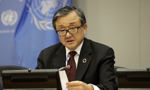 UN Under-Secretary-General for Economic and Social Affairs Liu Zhenmin speaks to journalists during a press briefing on the launching of the Sustainable Development Goals Report 2019, at the UN headquarters in New York, on July 9, 2019. (Xinhua/Li Muzi)