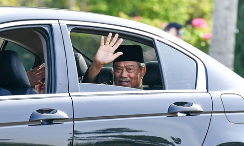 Muhyiddin Yassin arrives at the National Palace in Kuala Lumpur, Malaysia, March 1, 2020. Malaysia's King Sultan Abdullah Sultan Ahmad Shah has agreed with the appointment of former Deputy Prime Minister Muhyiddin Yassin as the country's new prime minister who was scheduled to be sworn in on Sunday. (Xinhua/Zhu Wei)