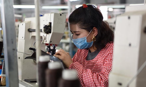 Các nhà sản xuất giày sẽ chuyển sản xuất trở lại Trung Quốc trong bối cảnh Việt Nam bùng nổ