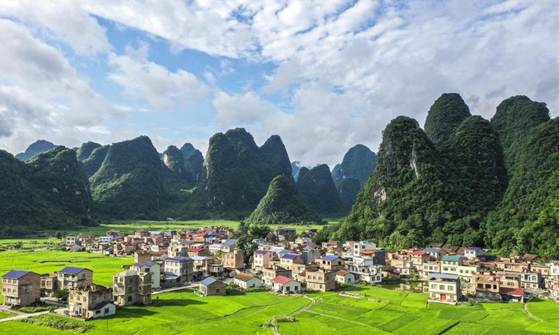 Gallery Detail: Field View In China S Guangxi