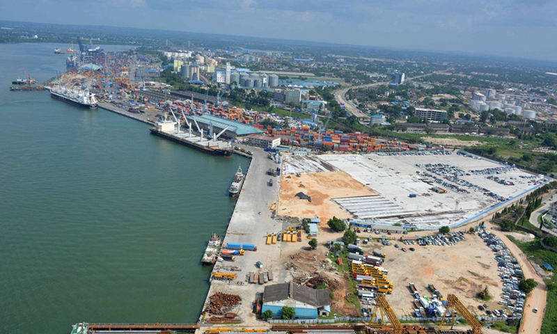 Photo taken on April 9, 2020 shows the Dar es Salaam Port undergoing upgrading of port berths 1 to 7 in Dar es Salaam, Tanzania. (Xinhua)