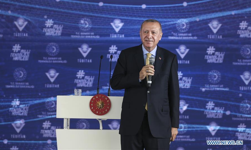 Turkish President Recep Tayyip Erdogan addresses the opening ceremony of the Scientific and Technological Research Council of Turkey (TUBITAK) Excellence Centers in the northwestern province of Kocaeli, Turkey, on Aug. 9, 2020. Erdogan said on Sunday that Turkey has become the third country to develop vaccines locally against COVID-19 after the United States and China, according to the World Health Organization. (Xinhua)


