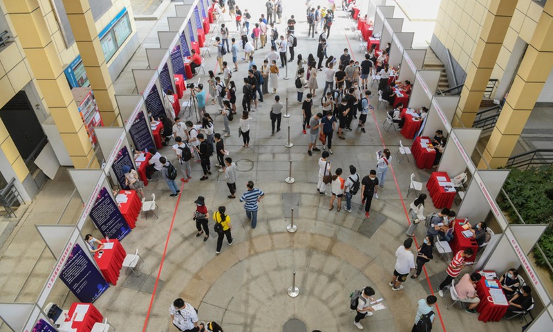 Photo taken on June 1, 2020 shows a job fair held at Jianghan University in Wuhan, central China's Hubei Province. Photo:Xinhua