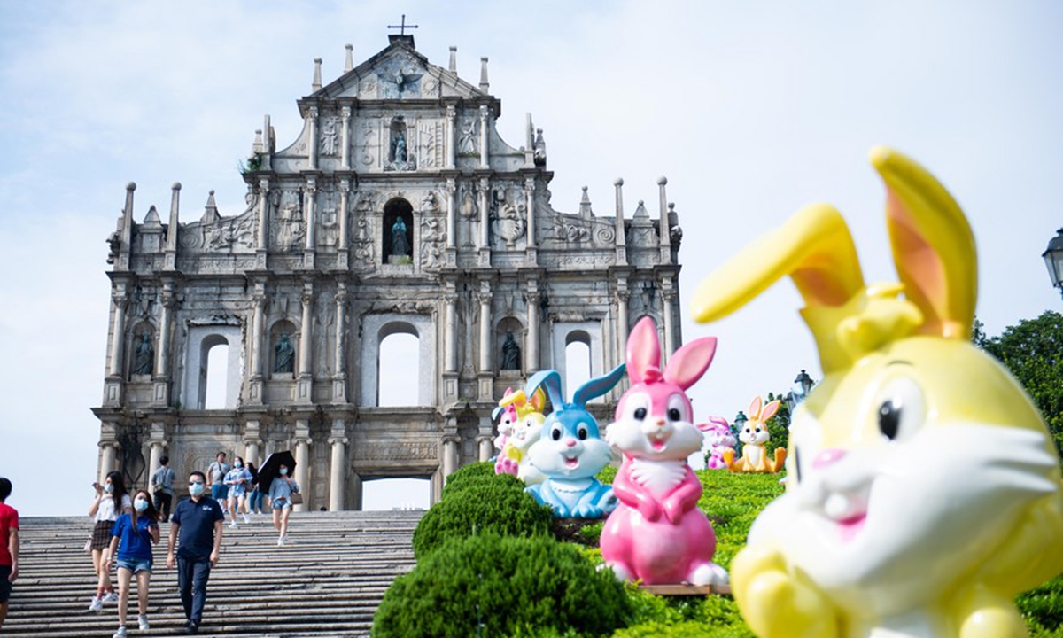 Tourists visit the Ruins of St. Paul's in south China's Macao Special Administrative Region (SAR), on Oct 1, 2020. (Xinhua/Cheong Kam Ka)
