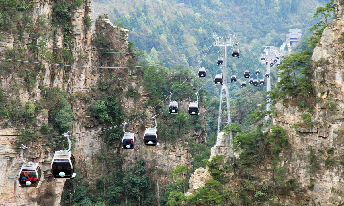 The lift at Zhangjiajie National Forest Park Photo: IC