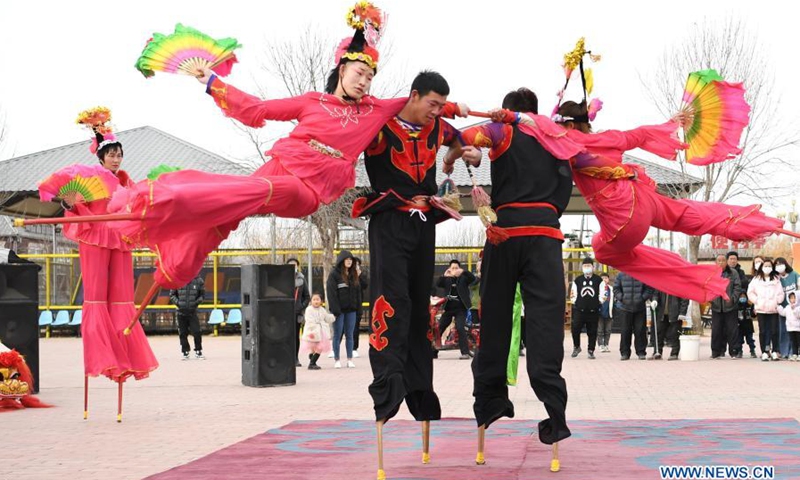 Various activities held across China to greet upcoming Lantern Festival ...
