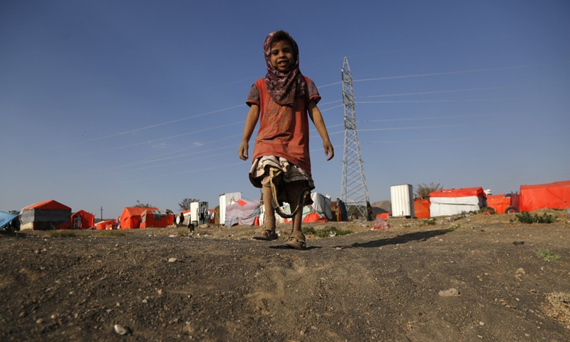 A Yemen's internally displaced girl is seen at the Dharawan camp near Sanaa, Yemen, on Feb. 16, 2021.(Photo: Xinhua)