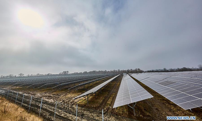 Photo taken on March 3, 2021 shows the photovoltaic system of Donaustadt in Vienna, Austria. The photovoltaic system of Donaustadt was put into operation here on Wednesday. The system will produce over 12 gigawatt hours of electricity for 4,900 Viennese households per year.Photo:Xinhua
