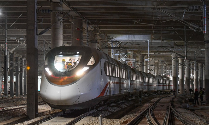 A train of the Guangzhou Metro Line 18 is seen during a hot-running test in Guangzhou, south China's Guangdong Province, March 3, 2021.(Photo: Xinhua)