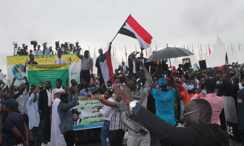 People celebrate the signing of a final peace deal in Juba, South Sudan, Oct. 3, 2020.(Photo: Xinhua)