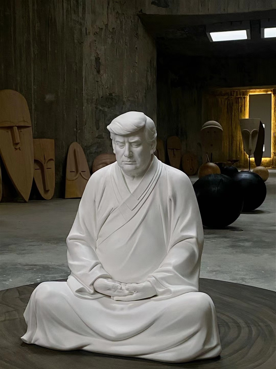 Buddha statue of Trump. Photo: Sina Weibo