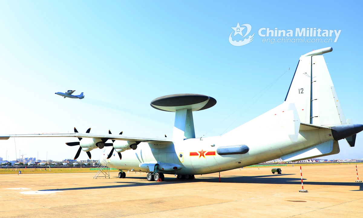 A KJ-500 airborne early warning (AEW) aircraft attached to a naval aviation division under the PLA Eastern Theater Command gets ready for a flight training exercise on subjects including reconnaissance and early warning, anti-submarine tactics, etc. on February 20, 2021.Photo:China Military