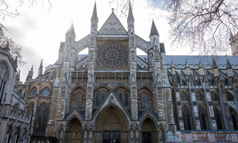 Photo taken on March 11, 2021 shows people entering the COVID-19 Vaccination Centre in Westminster Abbey in London, Britain.(Photo:Xinhua) 