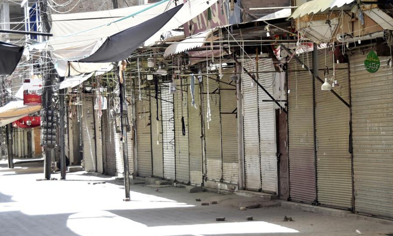 A closed market is seen in northwest Pakistan's Peshawar on March 20, 2021. Pakistan is facing a serious third wave of the virus and the government is taking steps to ensure the standard operating procedures to control the spread of the virus.(Photo: Xinhua)